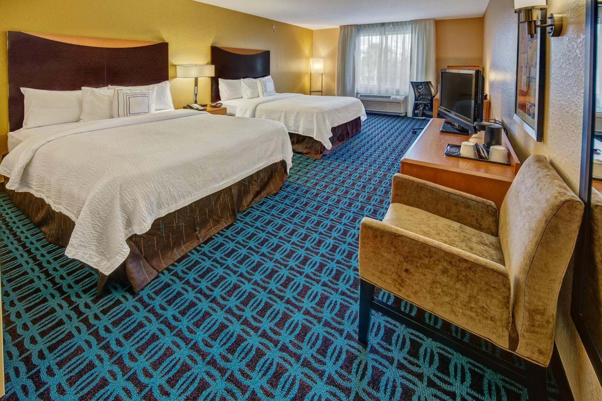 Fairfield Inn And Suites By Marriott Naples Golden Gate Exterior foto