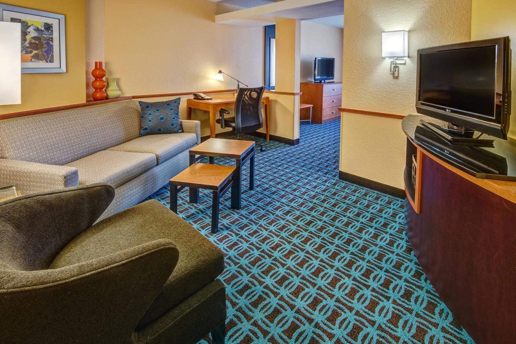 Fairfield Inn And Suites By Marriott Naples Golden Gate Exterior foto