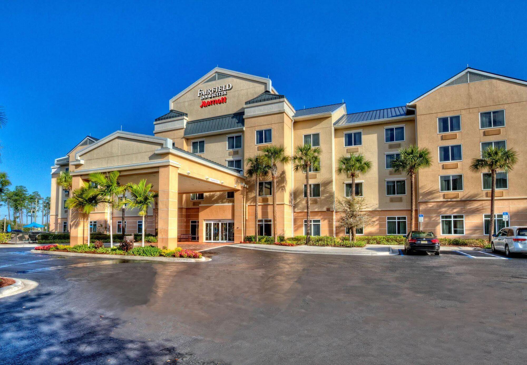 Fairfield Inn And Suites By Marriott Naples Golden Gate Exterior foto